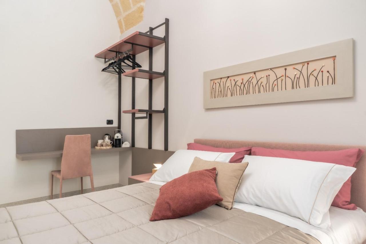 Michelangelo B&B Лечче Экстерьер фото