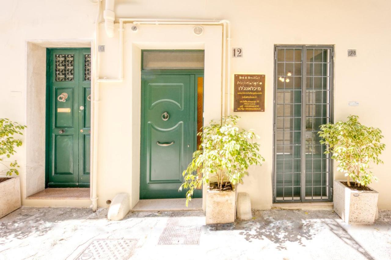 Michelangelo B&B Лечче Экстерьер фото