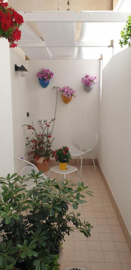 Michelangelo B&B Лечче Экстерьер фото